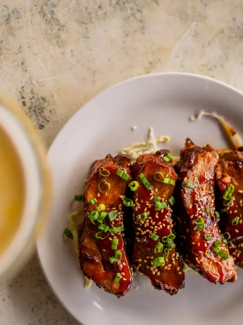 Glazed ribs with sesame and green onion at Harbor House Kona
